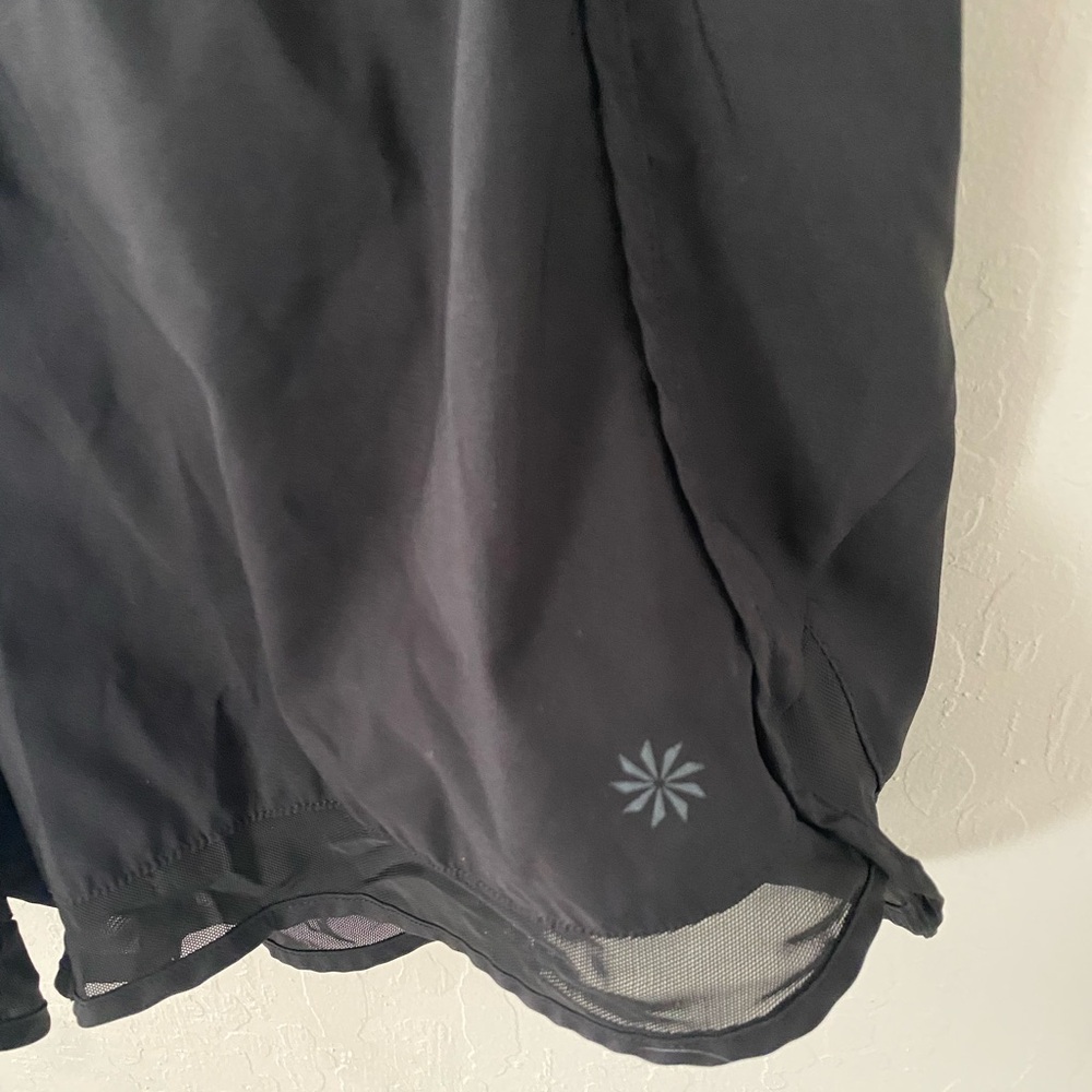 Athleta Mesh Racer Mid Rise Short 4” - Picture 5 of 6